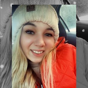 Meet your Posher, Angelina